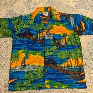 Rainforest Cafe tropical shirt.